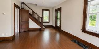 960 Grand Street Gallery 17