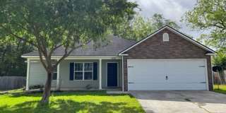 3Bedroom/2Bath Home 6 Minutes from Moody AFB Gallery 1