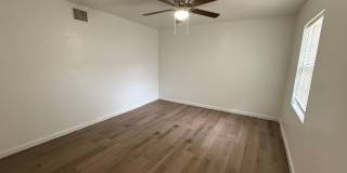 Updated 3BR w/ Hardwood Floors, Walk-In Shower & Stainless Steel Kitchen Gallery 5