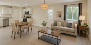 905 W Sumner Gallery 1