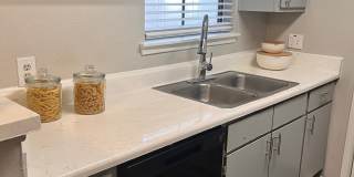 Porterwood Apartments Gallery 16