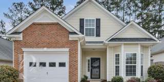 THREE BEDROOM IN GATED COMMUNITY Gallery 1