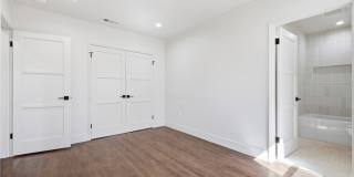 8802 S Wilton Place Gallery 14