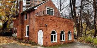 777 Kappock Street Gallery 10