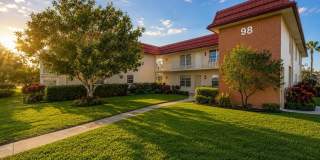 98 Spring Lake Drive Gallery 1