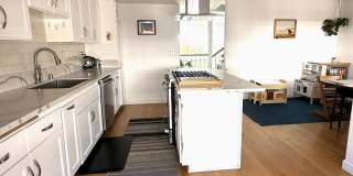 Multi-Level 2 bed plus bonus room townhome in South Redondo Beach – Available for 6–12 Months Gallery 10