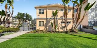 6944-6954 Coldwater Canyon Ave. Gallery 72