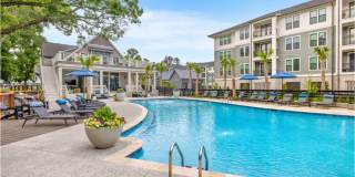 The Henslow Daniel Island Apartments & Townhomes Gallery 83