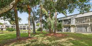 Pierce Beach Premier Apartments at Woodland Condominium Gallery 22