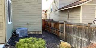 SW Bend Home Close to Old Mill & Deschutes River Trail Gallery 36