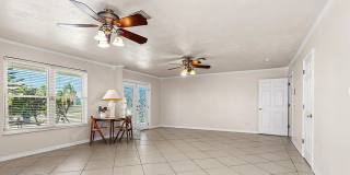 Beachside Living on Riverside Drive | 3 Bed, 2.5 Bath | Solar-Powered Savings Gallery 3