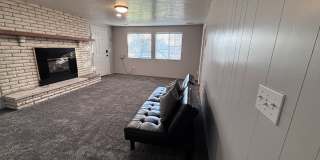 1238 Newport Lane Gallery 1