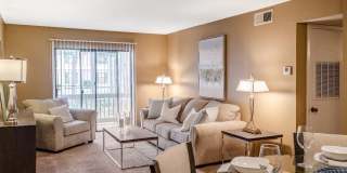 Knollwood Gallery 13