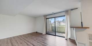 2 bedroom 1 Bathroom Condo- Gallery 7