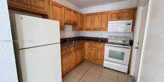 8287 NE Miami Ct Gallery 1