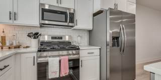 1640 North Leverett Avenue Gallery 13