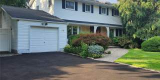 74 Rockland Drive Gallery 1
