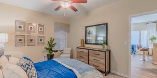 Country Club Gallery 9