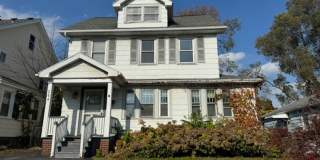 3 Bedroom - Town of Irondequoit - 2 Car Garage Gallery 1