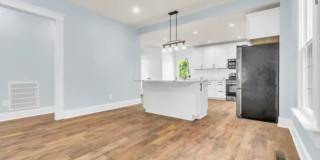 Gorgeous 3/2 Located 1 Block From Downtown Greenville! Gallery 10