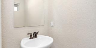 Beautiful 3/2.5 Townhome Gallery 14