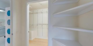 7046 FALLS REACH Drive Gallery 26