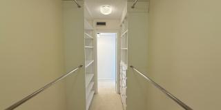 2000 Presidential Way Gallery 31