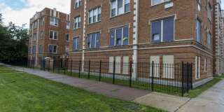 3600 W Franklin Blvd Gallery 52