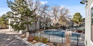 2 bed, 2 bath Available Now! Gallery 32