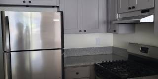 433 South Lake Street Gallery 1