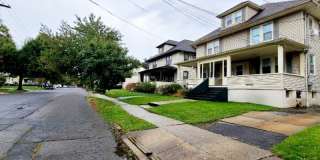 254 W Franklin St Gallery 19