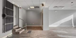 1338 W Irving Park Rd Gallery 3