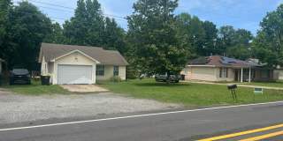 Nice 3 Br. 2 Bath home in Ward Gallery 1