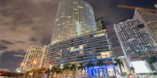 200 Biscayne Boulevard Way Gallery 30