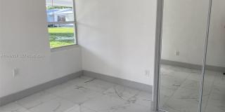 6045 Buchanan St Gallery 10