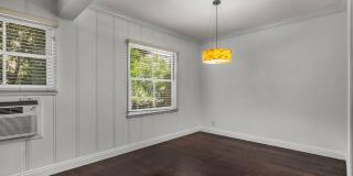 2 bed + 2 bath in amazing location!! Gallery 6