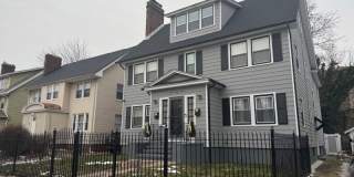 327 N Maple Ave Gallery 1