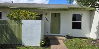 12241 SW 115th Ter Gallery 9