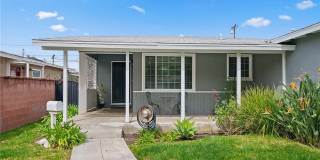 329 East Everett Place Gallery 1