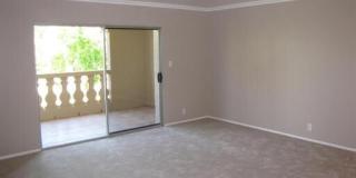7940 East Camelback Road Gallery 17