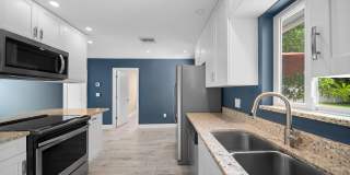 Renovated 3 Bed, 2 Bath Annual Rental in Naples Park Gallery 10
