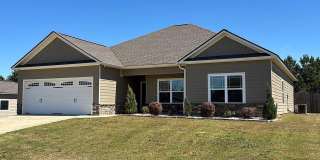 AVAILABLE NOW!  4-Bedroom Home-  Fort Mitchell Gallery 1