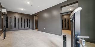 Colina Hillside Gallery 38