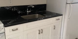 6032 Pierce st Gallery 1