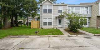 NEWLY RENOVATED 3 BEDROOM END-UNIT TOWNHOME WITH FENCED BACKYARD! NEWLY RENOVATED 3 BEDROOM END-UNIT TOWNHOME WITH FENCED BACKYARD! Gallery 1
