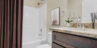 Glen at Bogey Hills Gallery 7