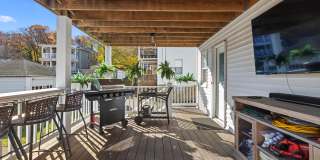 11 Hillview Avenue Gallery 27