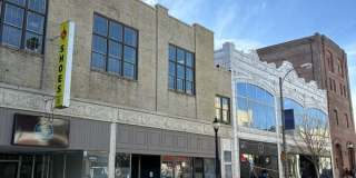 2716 Cherokee Street Gallery 7