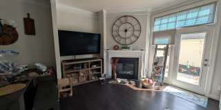 END UNIT STUNNER! Gallery 3