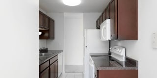 65 East Scott Street Building Gallery 31